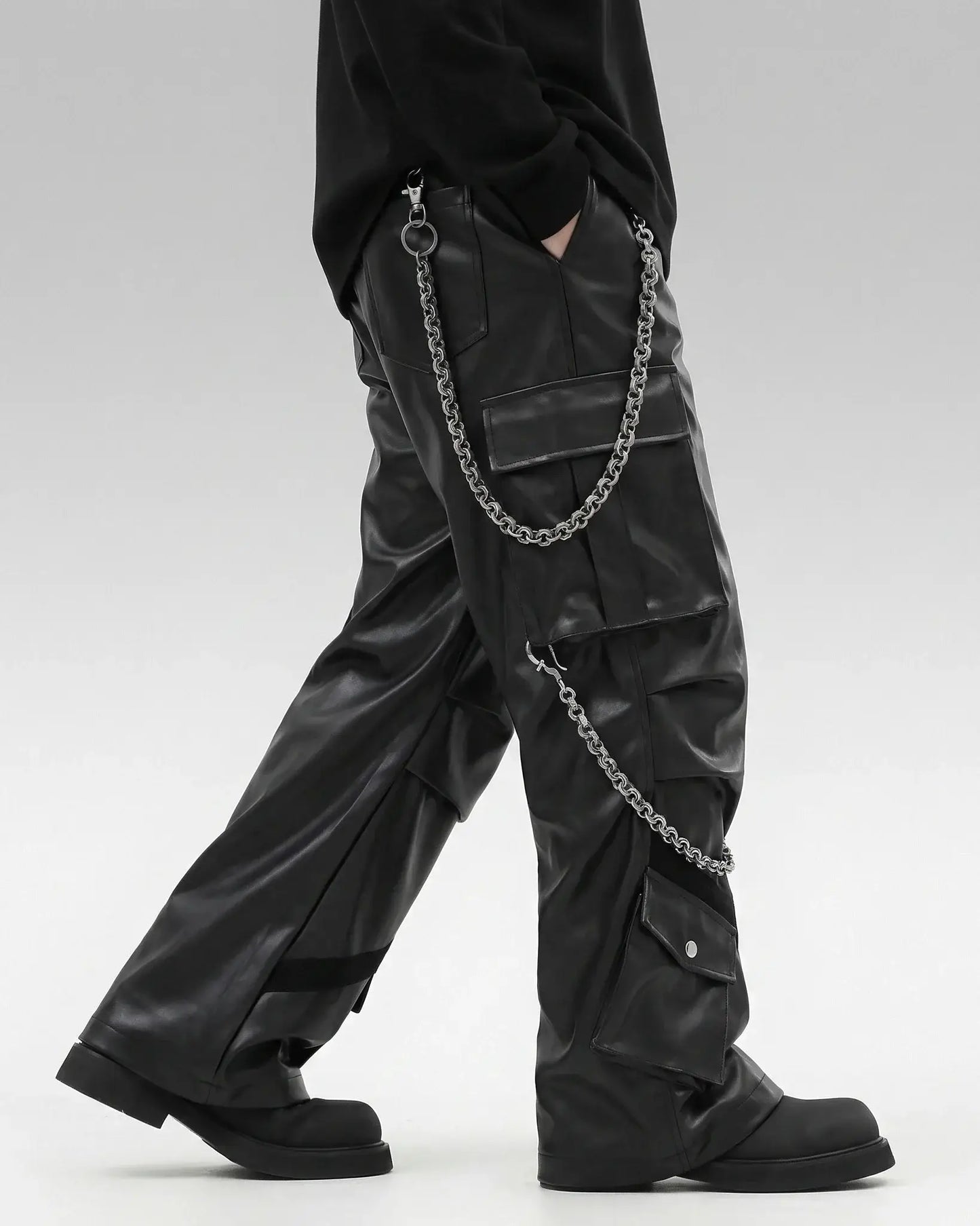 Nut locomotive wallet chain
