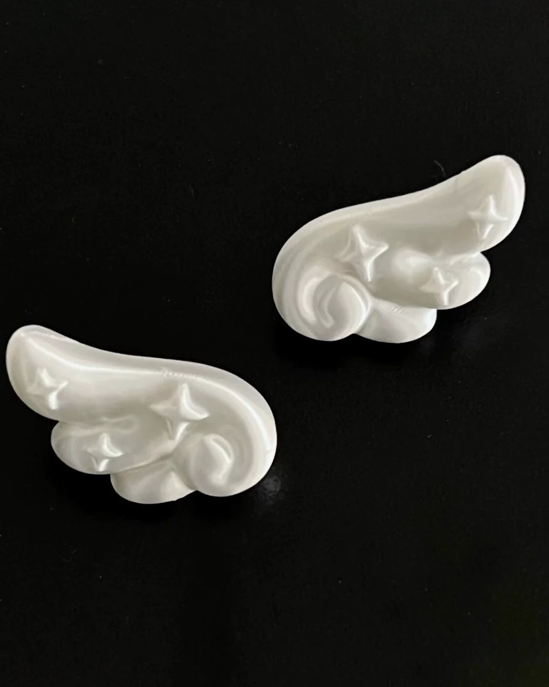 Fit wings to the ears