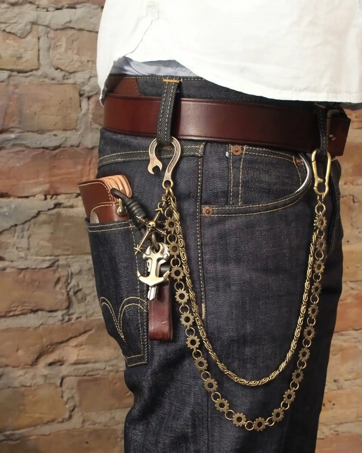 Outlaw Faith Mechanical Brass Chain