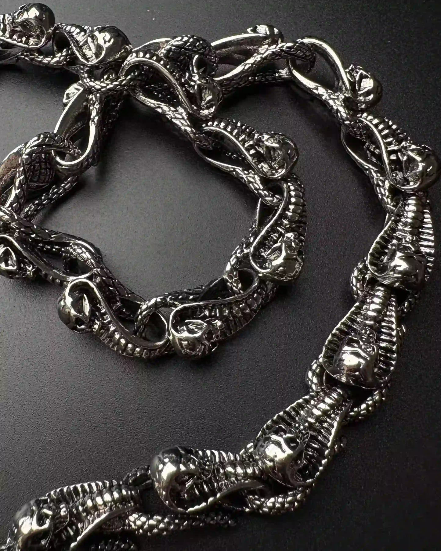 Venom Skull Chain