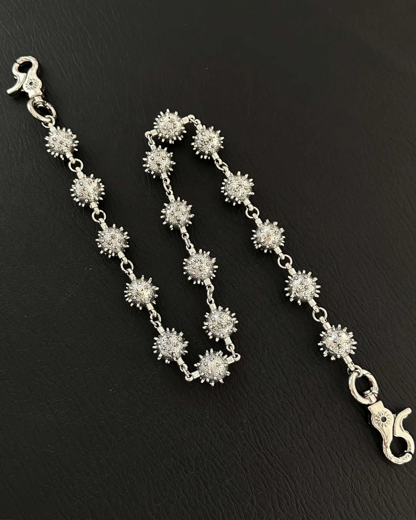 Starburst Drape Chain