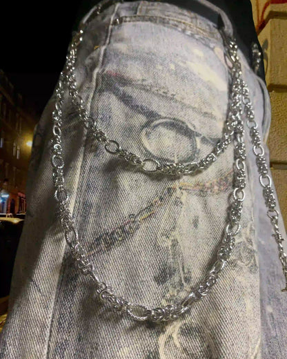 The Conqueror’s Chains