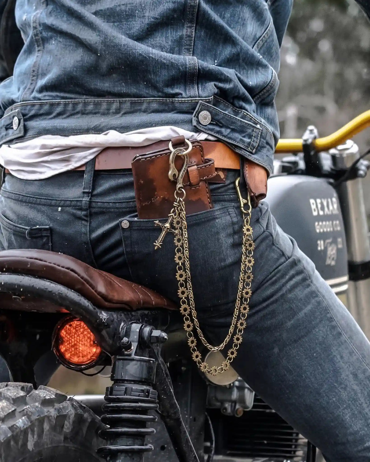 Outlaw Faith Mechanical Brass Chain