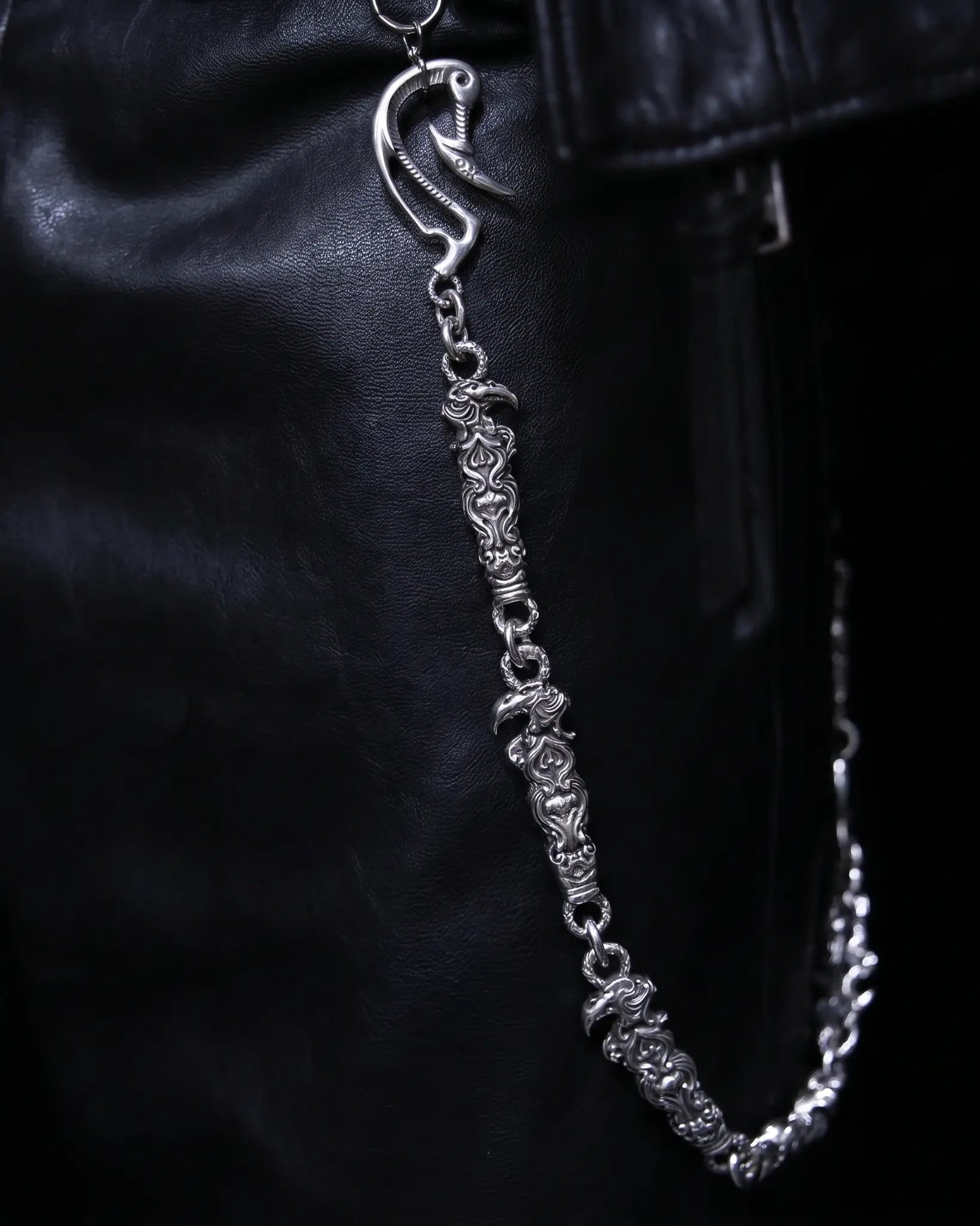 Ironcrest Hook Chain