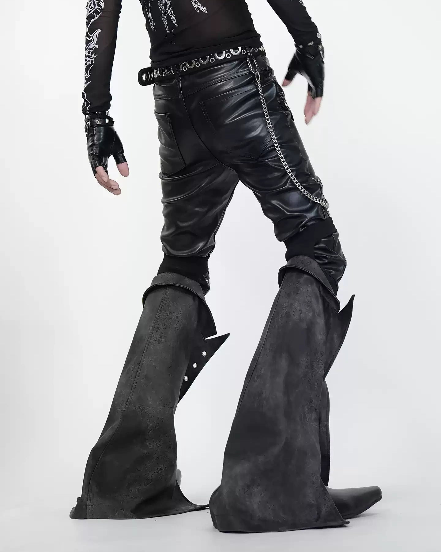 Voidfang Regalia pants