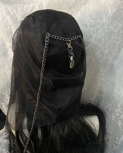 Gothic-Assemblage Hood