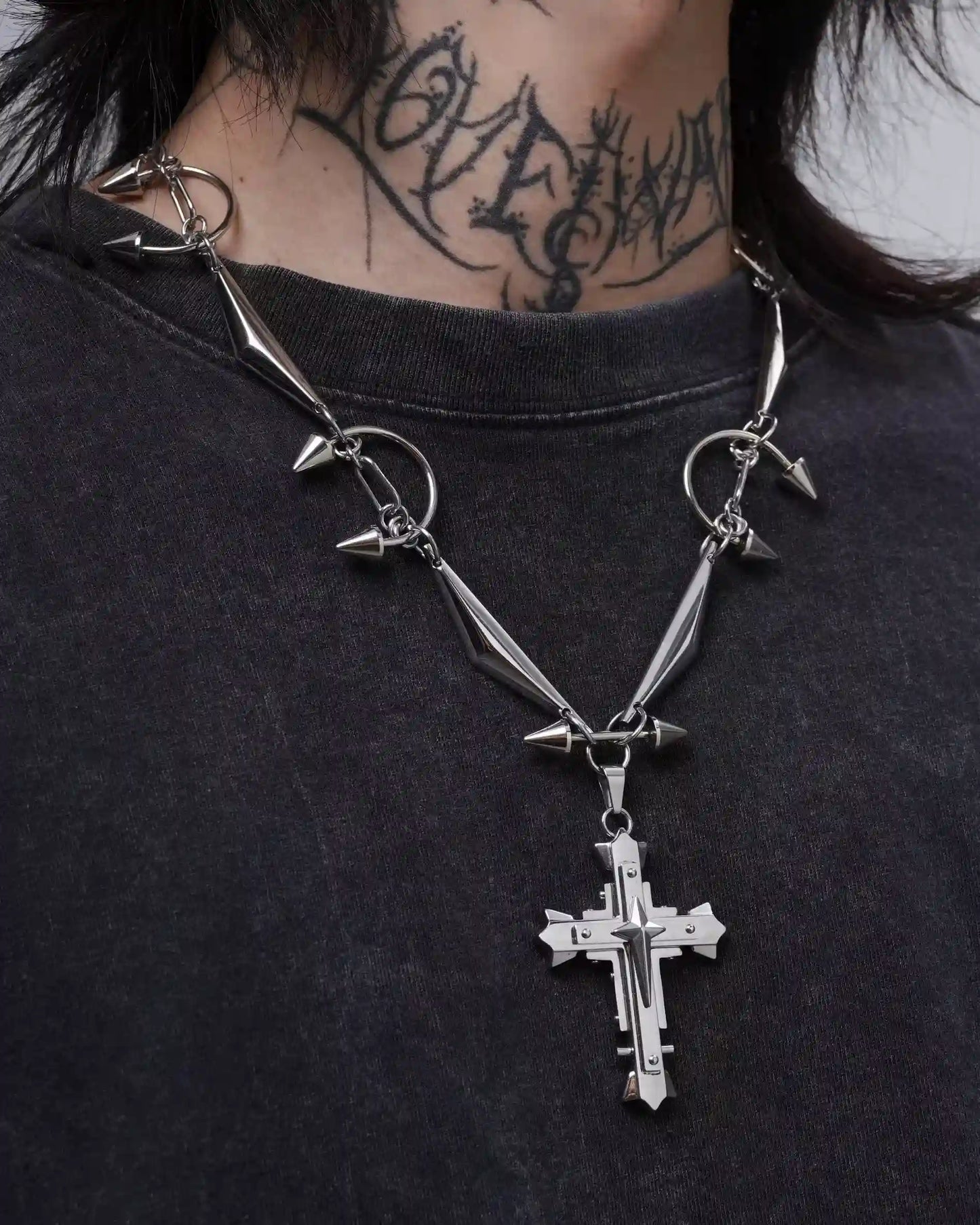 Spike Reliquary Chain