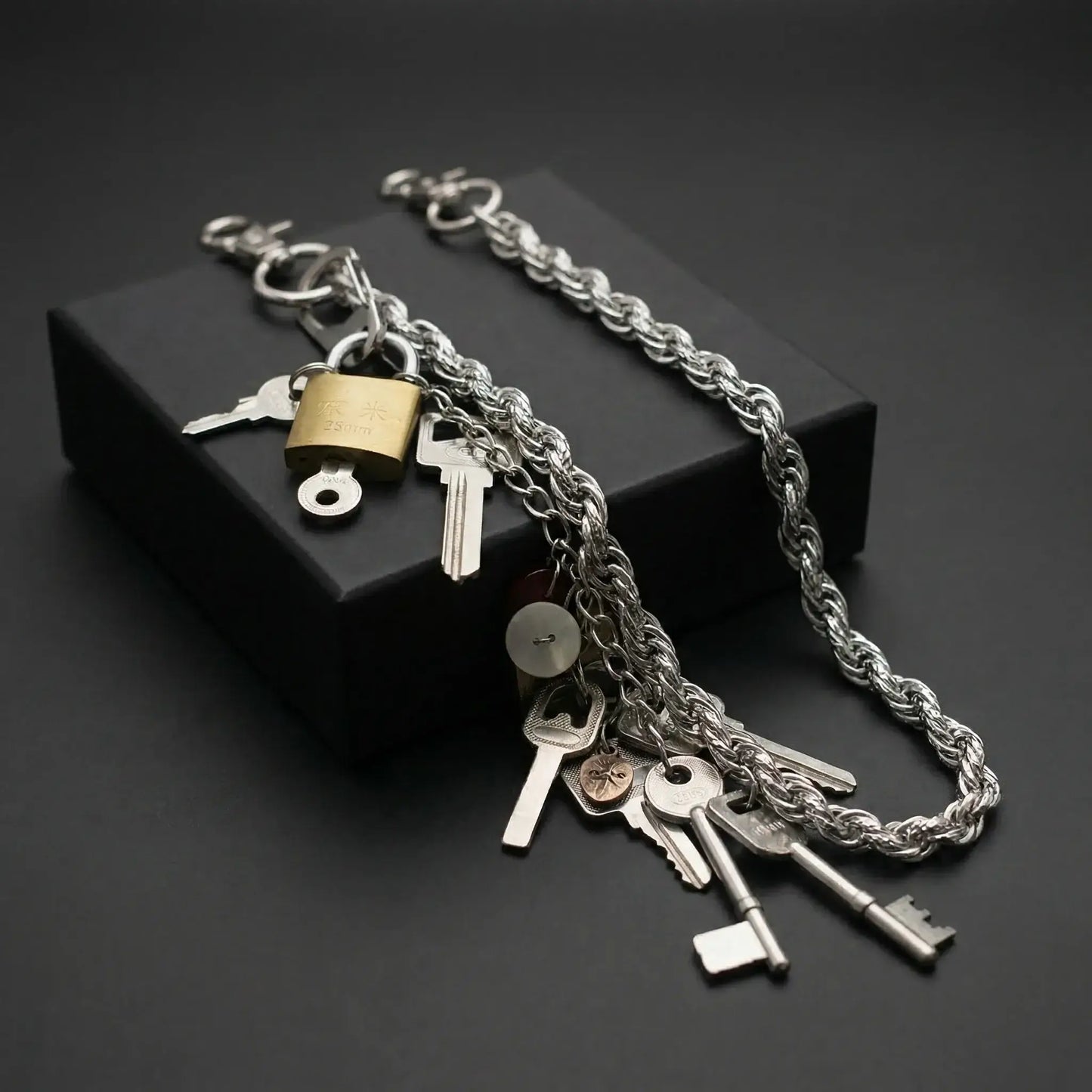 No Cap Chain & Key